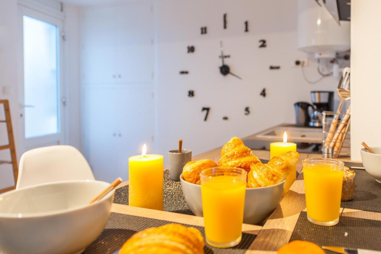 Beautiful Renovated Studio With View- Old Hyères Exterior foto